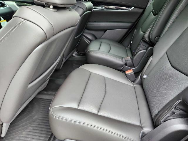 2025 Cadillac XT6 Vehicle Photo in HOUSTON, TX 77079