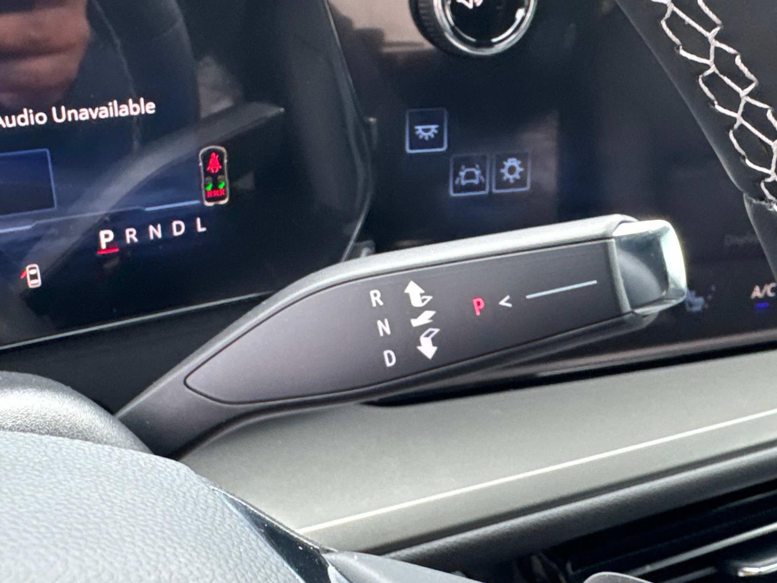 2025 Chevrolet Traverse Vehicle Photo in LOS ANGELES, CA 90007-3794