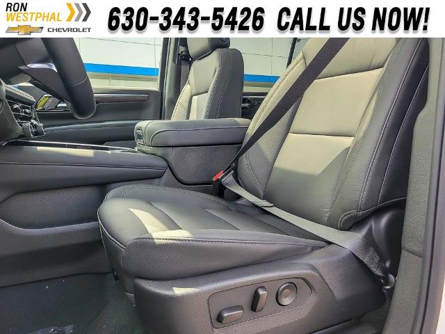 2025 Chevrolet Suburban Vehicle Photo in AURORA, IL 60503-9326