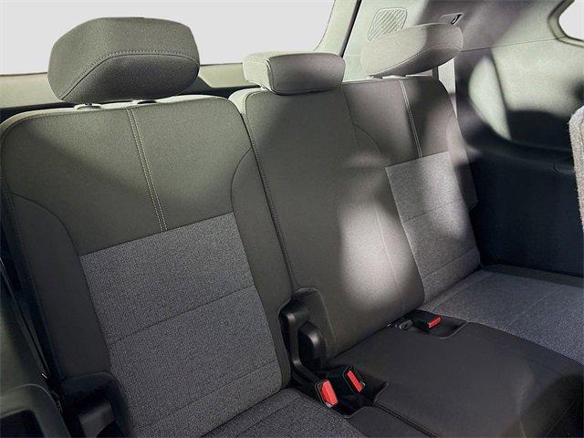 2025 GMC Acadia Vehicle Photo in PUYALLUP, WA 98371-4149