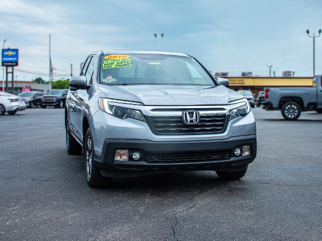 2019 Honda Ridgeline Vehicle Photo in MADISON, IN 47250-1611