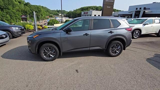 2023 Nissan Rogue Vehicle Photo in Pleasant Hills, PA 15236