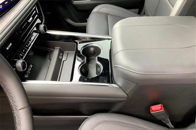 2025 Chevrolet Tahoe Vehicle Photo in KANSAS CITY, MO 64114-4502