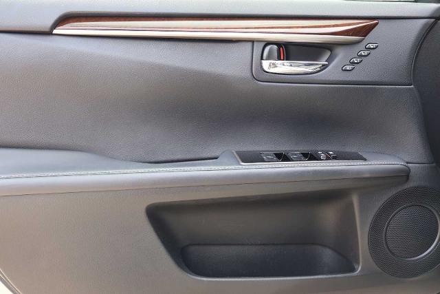 2016 Lexus ES 350 Vehicle Photo in DALLAS, TX 75209