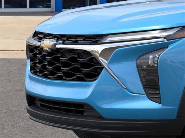 2025 Chevrolet Trax Vehicle Photo in ENGLEWOOD, CO 80113-6708