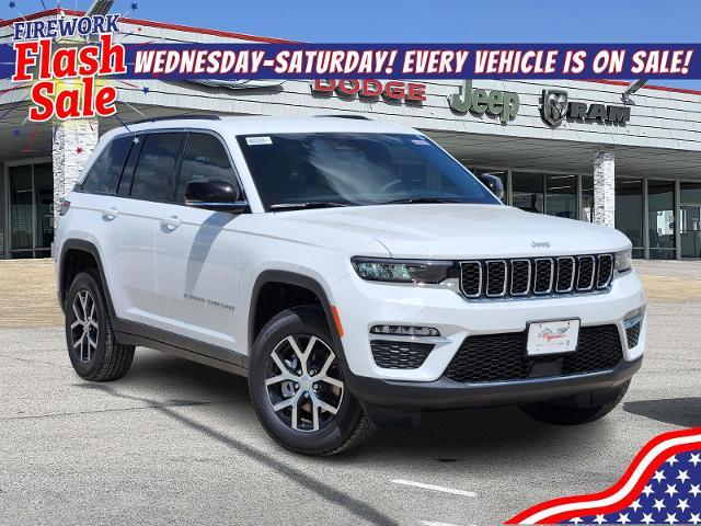 2025 Jeep Grand Cherokee Vehicle Photo in Ennis, TX 75119-5114