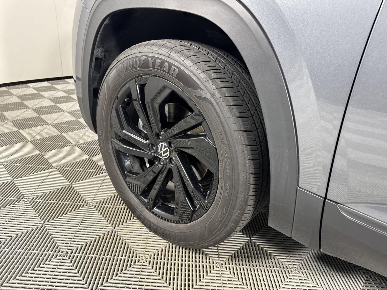 2023 Volkswagen Atlas Vehicle Photo in Georgetown, TX 78626