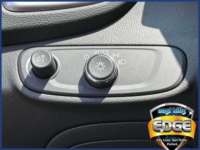 2022 Chevrolet Trax Vehicle Photo in Roslyn, NY 11576