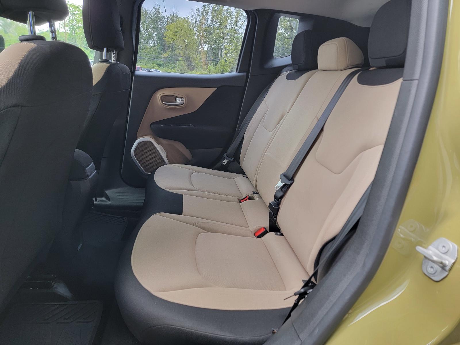 2015 Jeep Renegade Vehicle Photo in Harrisburg, PA 17111