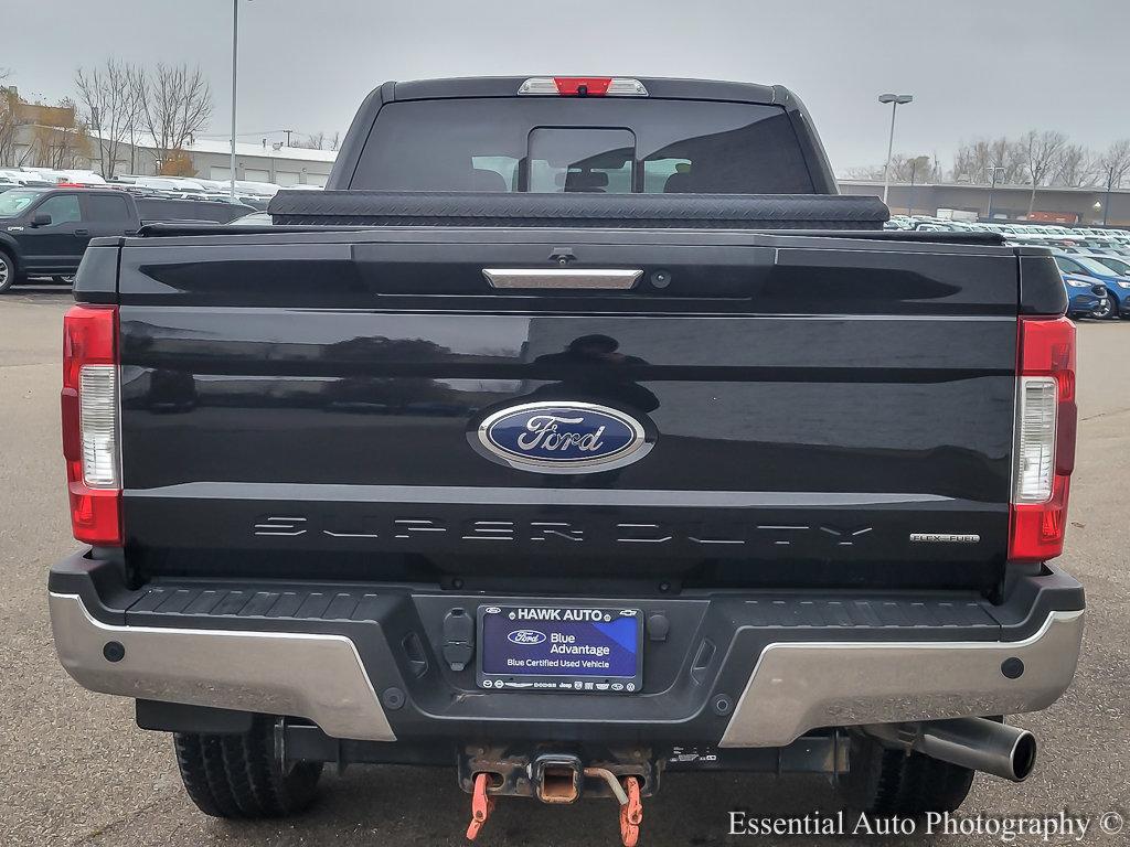 2017 Ford Super Duty F-250 SRW Vehicle Photo in Saint Charles, IL 60174