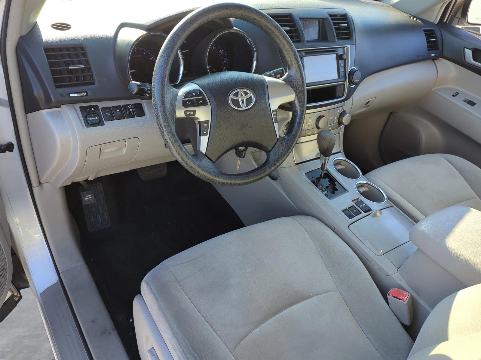 2013 Toyota Highlander Vehicle Photo in Ft. Myers, FL 33907