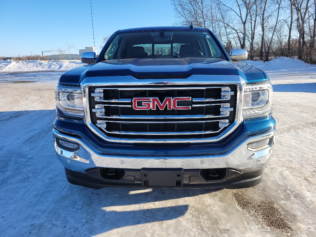 Used 2018 GMC Sierra 1500 SLT with VIN 3GTU2NEC3JG254651 for sale in Grafton, ND