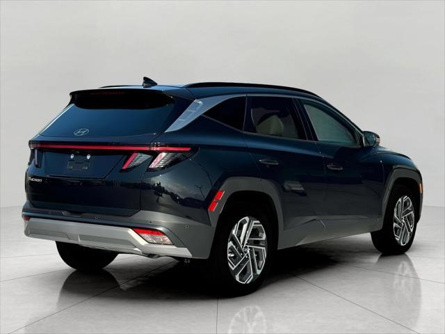 2025 Hyundai TUCSON Vehicle Photo in Green Bay, WI 54304