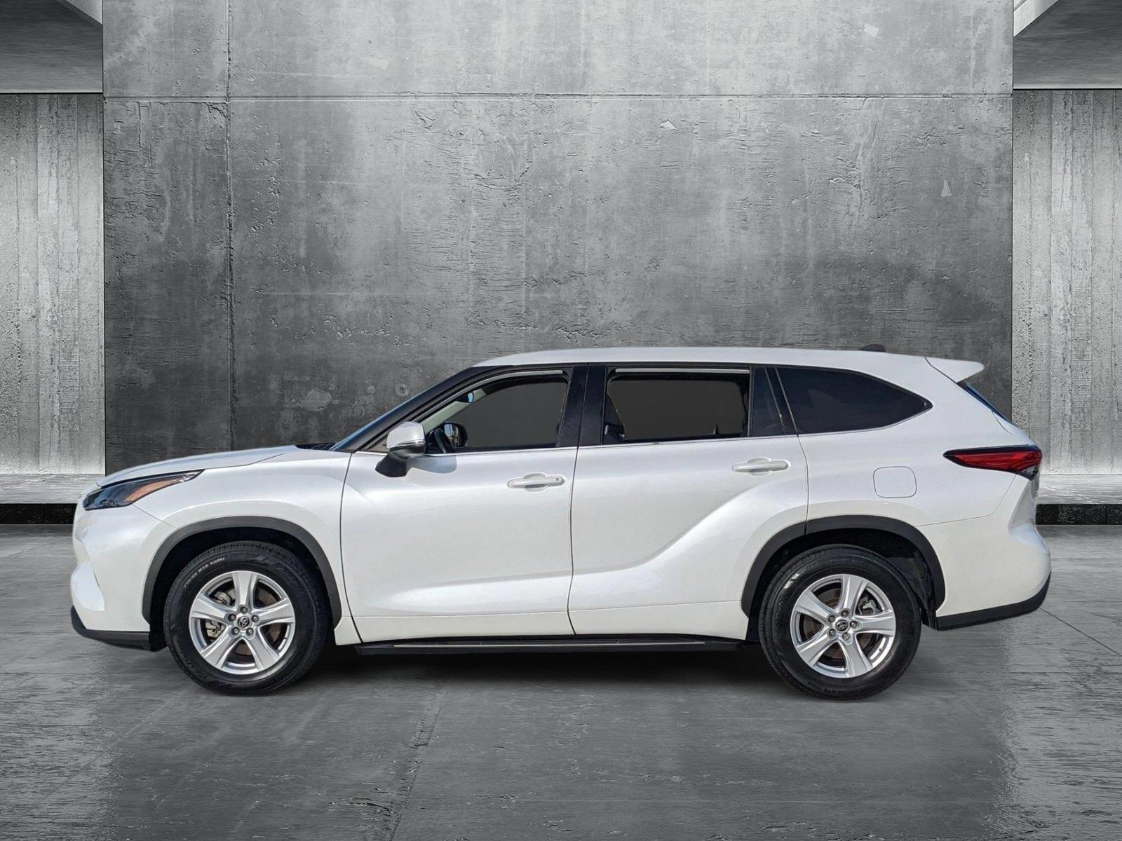 2022 Toyota Highlander Vehicle Photo in Davie, FL 33331