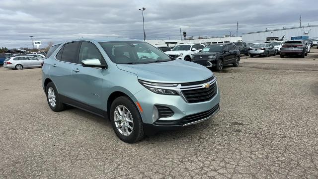 Used 2022 Chevrolet Equinox LT with VIN 2GNAXUEV7N6141343 for sale in Sterling Heights, MI