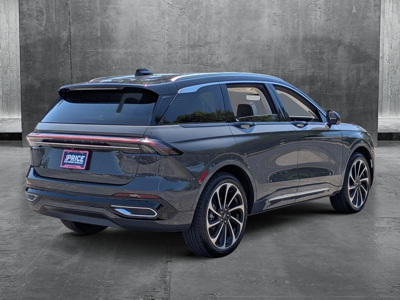 2024 Lincoln Nautilus Vehicle Photo in Clearwater, FL 33765
