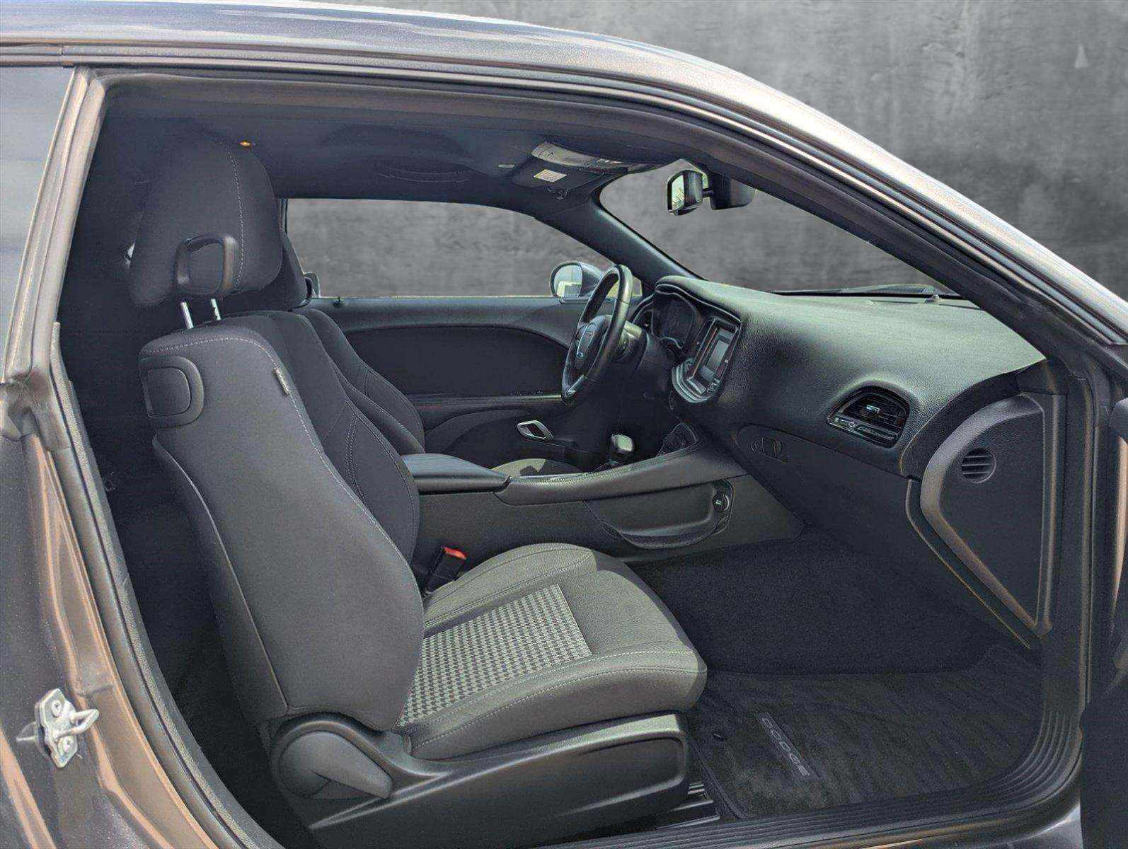 2017 Dodge Challenger Vehicle Photo in CORPUS CHRISTI, TX 78412-4902