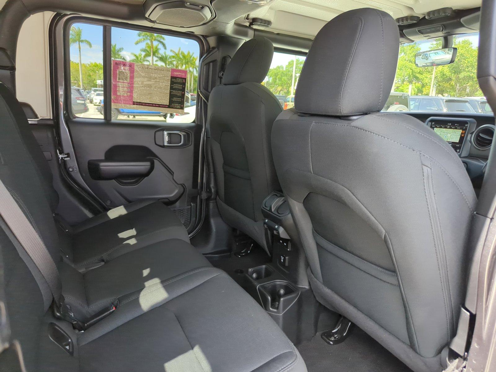 2021 Jeep Gladiator Vehicle Photo in Pembroke Pines, FL 33027