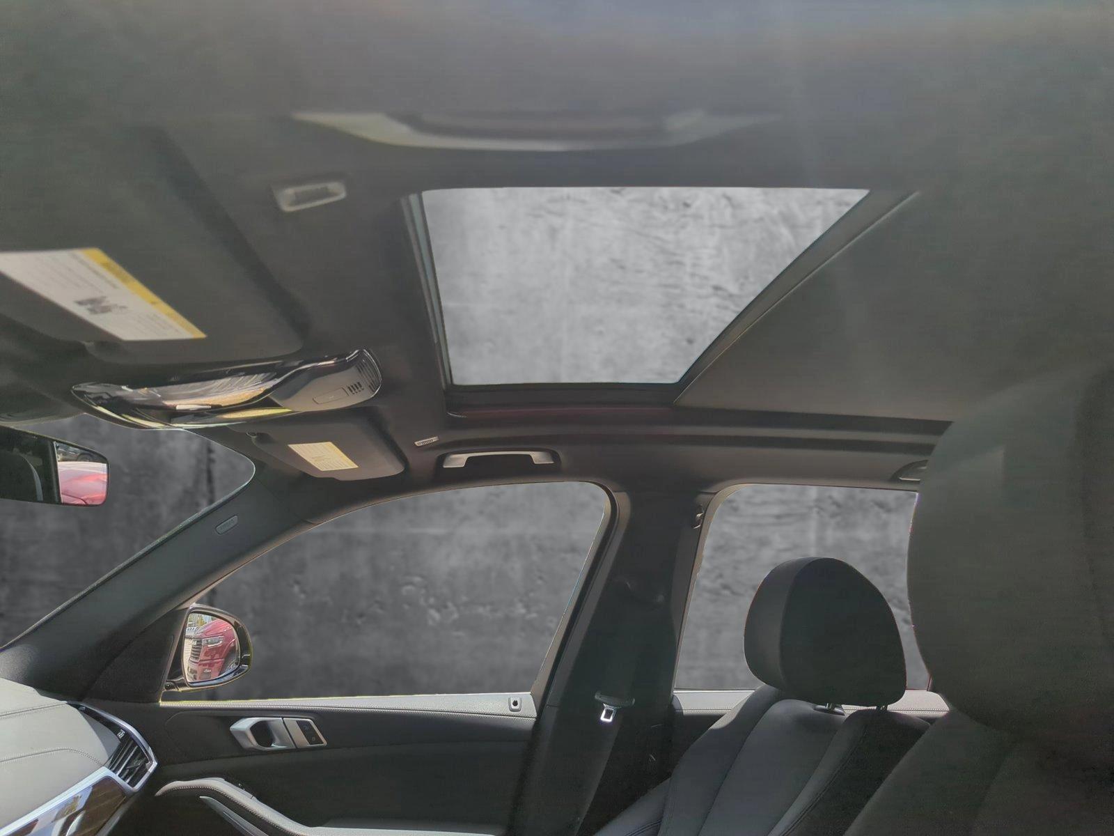 2021 BMW X5 sDrive40i Vehicle Photo in Pembroke Pines, FL 33027