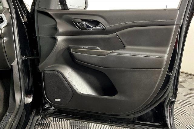 2023 GMC Acadia Vehicle Photo in Tulsa, OK 74129