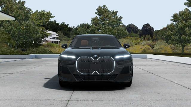 2025 BMW 760i xDrive Vehicle Photo in GRAPEVINE, TX 76051