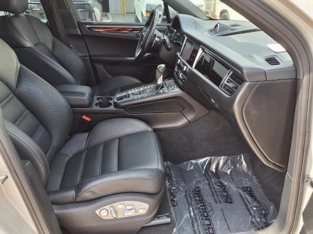 2020 Porsche Macan Vehicle Photo in TAMPA, FL 33612-3404