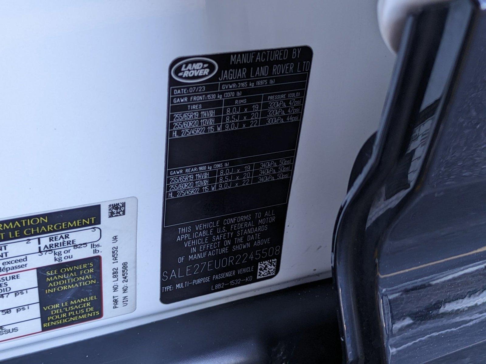 2024 Land Rover Defender Vehicle Photo in Tampa, FL 33614