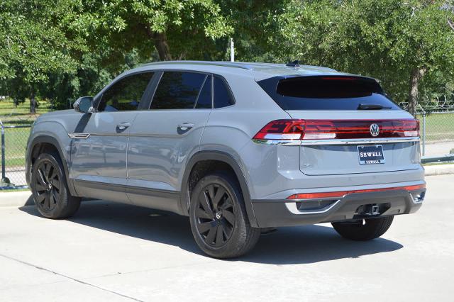 2024 Volkswagen Atlas Cross Sport Vehicle Photo in Houston, TX 77090