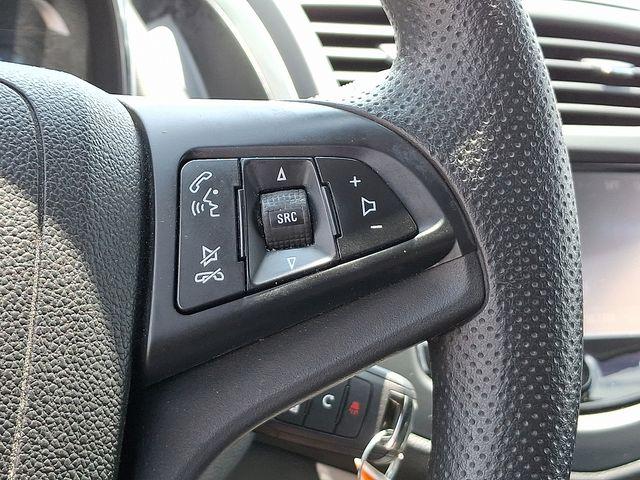 2016 Chevrolet Trax Vehicle Photo in DANBURY, CT 06810-5034