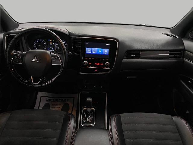 2020 Mitsubishi Outlander Vehicle Photo in Appleton, WI 54913