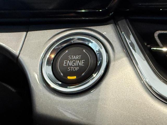2025 Chevrolet Trax Vehicle Photo in COLUMBIA, MO 65203-3903