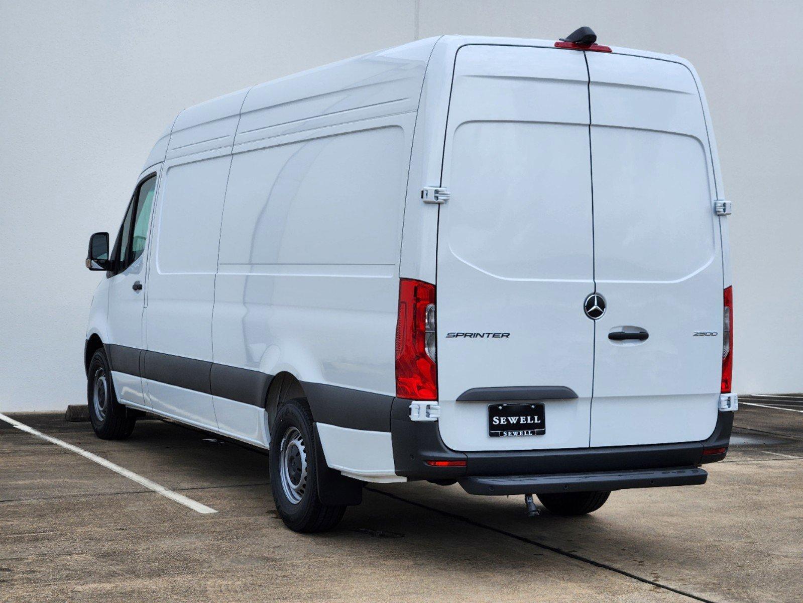 2024 Mercedes-Benz Sprinter Cargo Van Vehicle Photo in HOUSTON, TX 77079