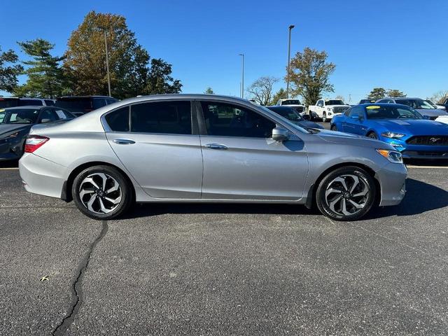 2017 Honda Accord Sedan Vehicle Photo in COLUMBIA, MO 65203-3903