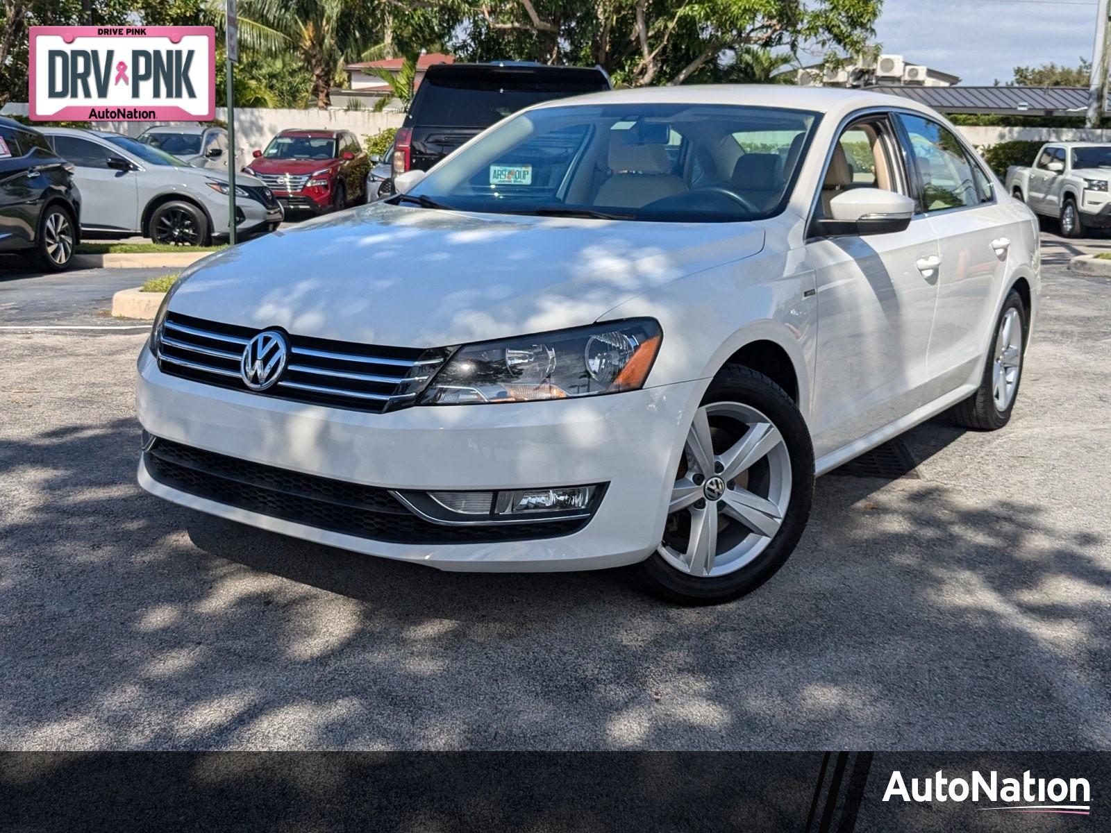 2015 Volkswagen Passat Vehicle Photo in Miami, FL 33135