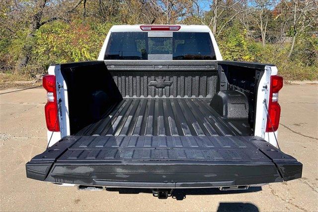 2024 Chevrolet Silverado 1500 Vehicle Photo in TOPEKA, KS 66609-0000