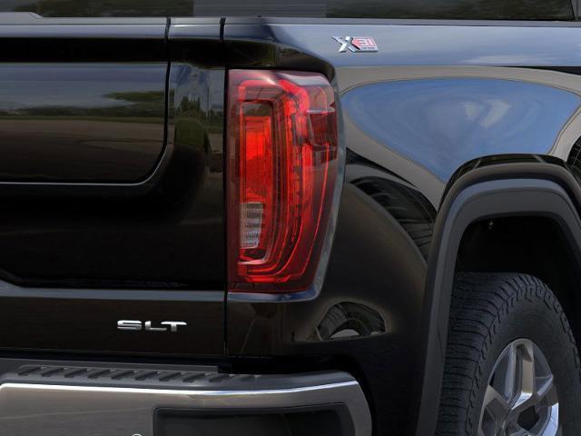 2025 GMC Sierra 1500 Vehicle Photo in LEOMINSTER, MA 01453-2952