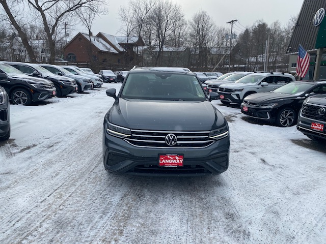 Used 2023 Volkswagen Tiguan SE with VIN 3VVMB7AX4PM037903 for sale in Manchester Center, VT