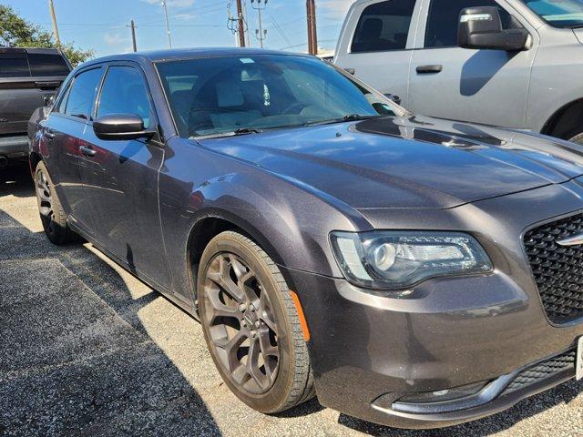 2019 Chrysler 300 Vehicle Photo in SUGAR LAND, TX 77478-0000