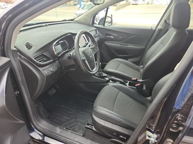 2022 Buick Encore Vehicle Photo in HAYS, KS 67601-1994