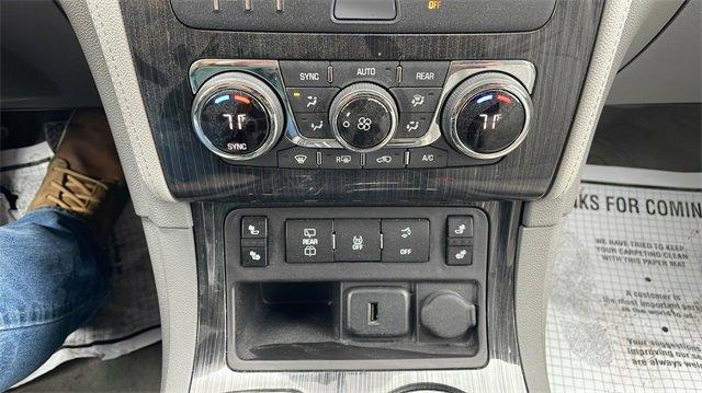 2017 Chevrolet Traverse Vehicle Photo in THOMPSONTOWN, PA 17094-9014