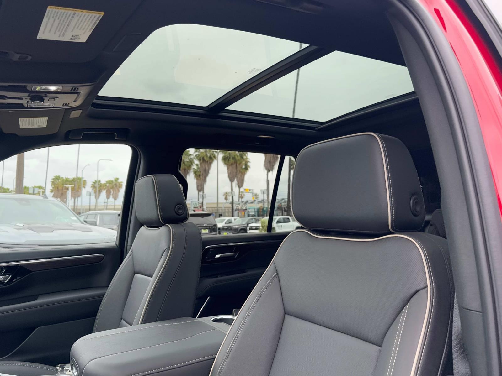2025 Chevrolet Tahoe Vehicle Photo in LOS ANGELES, CA 90007-3794