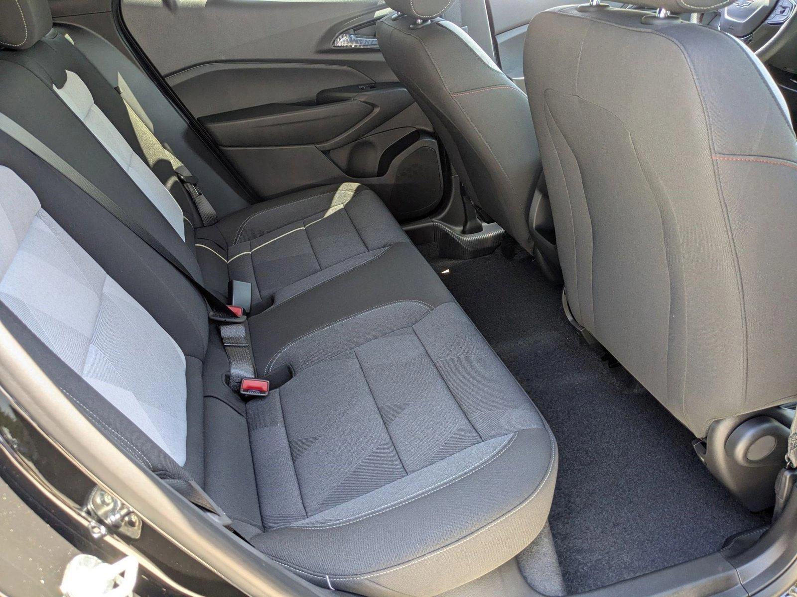 2025 Chevrolet Trax Vehicle Photo in PEMBROKE PINES, FL 33024-6534