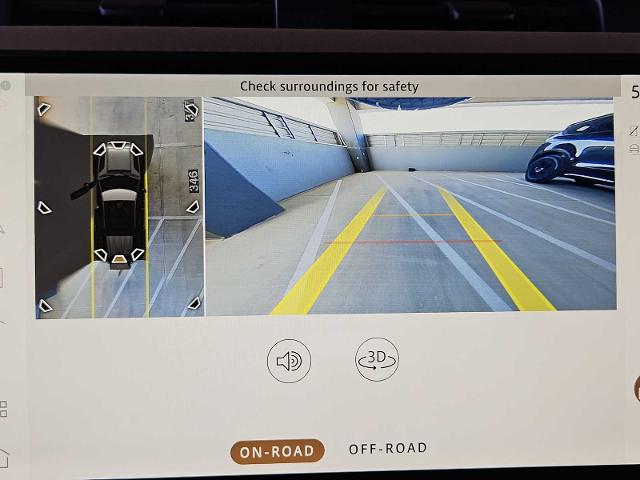 2025 Defender Vehicle Photo in AUSTIN, TX 78717