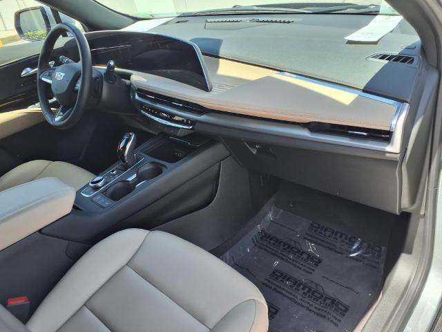 2025 Cadillac XT4 Vehicle Photo in TAMPA, FL 33612-3404