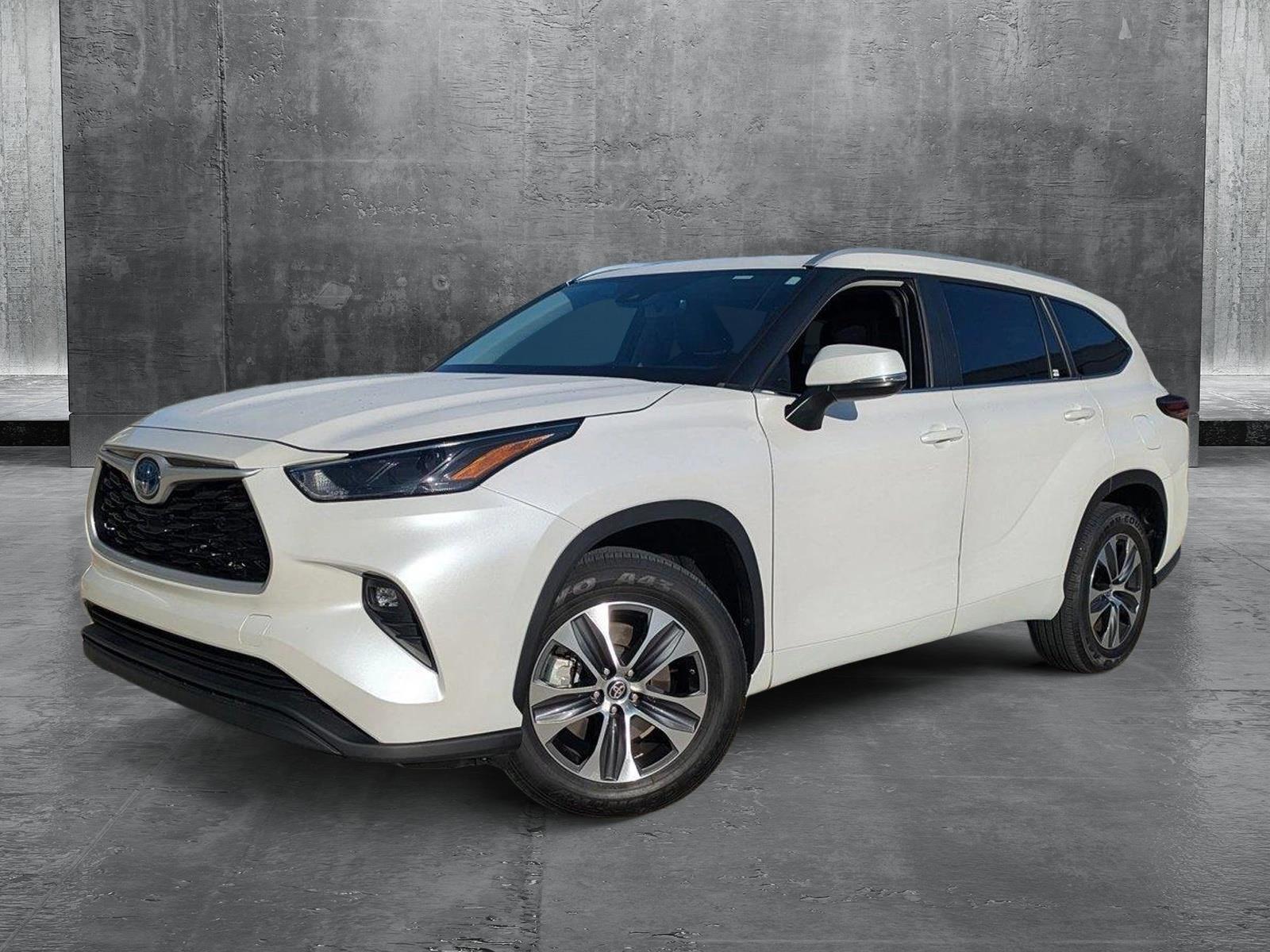 2024 Toyota Highlander Vehicle Photo in Winter Park, FL 32792