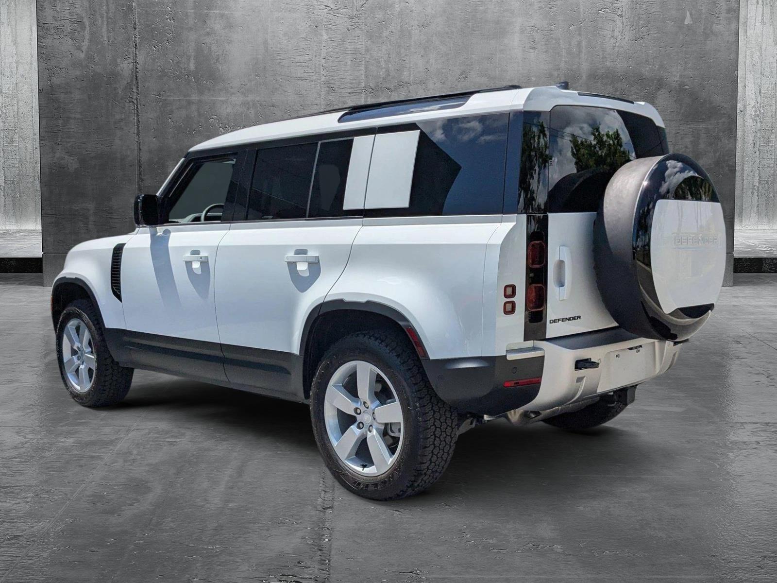 2025 Land Rover Defender Vehicle Photo in Pompano Beach, FL 33064