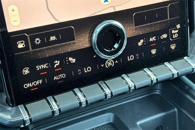 2025 GMC Acadia Vehicle Photo in ELK GROVE, CA 95757-8703