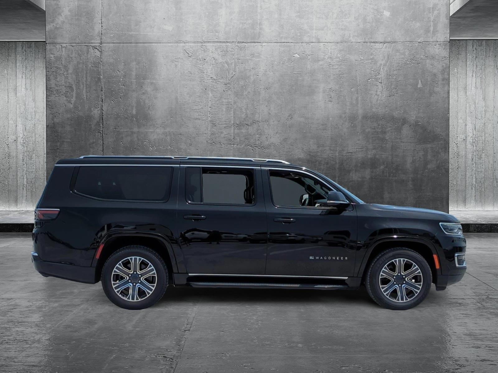 2023 Jeep Wagoneer L Vehicle Photo in Ft. Myers, FL 33907
