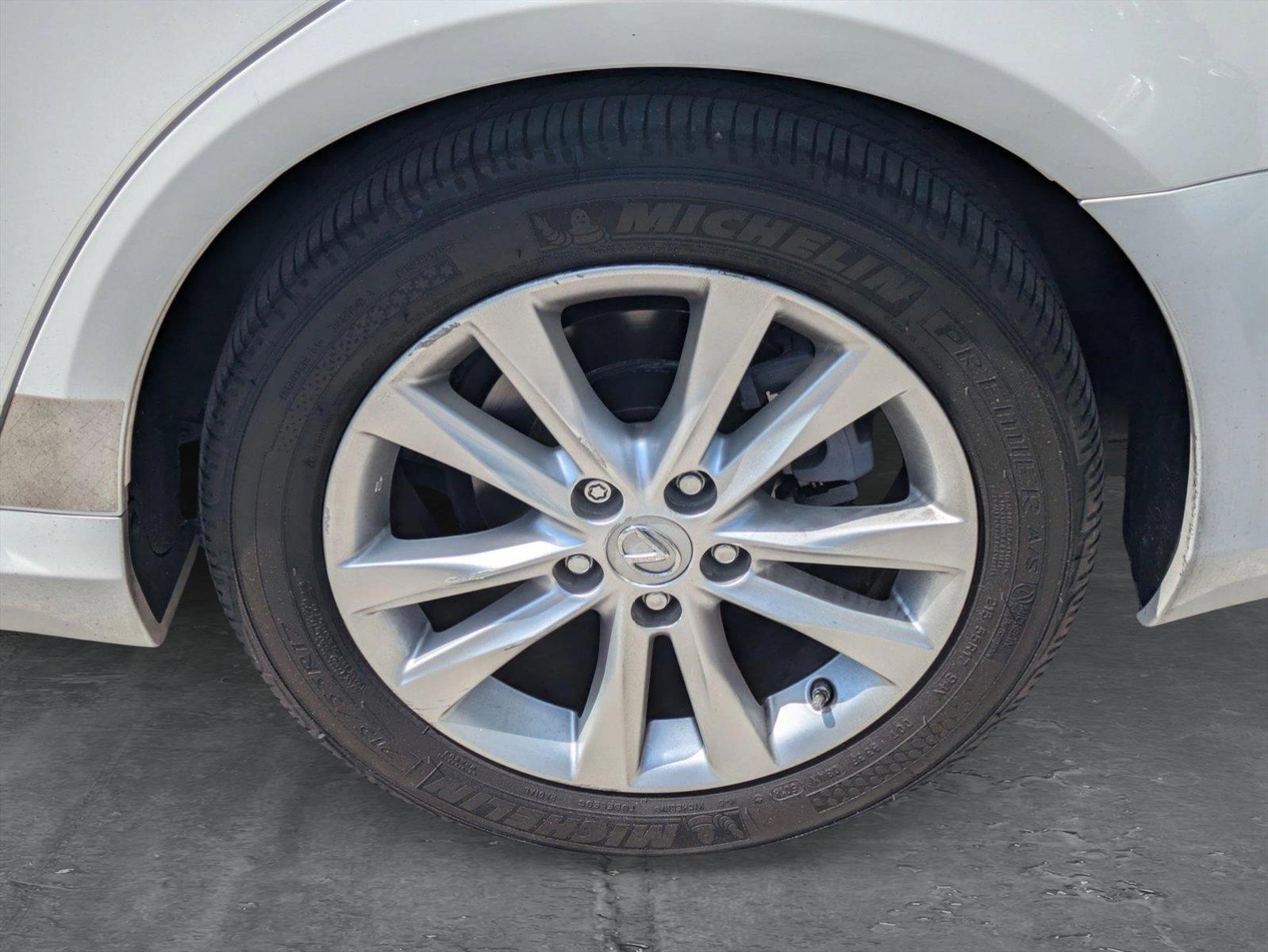 2011 Lexus ES 350 Vehicle Photo in GREENACRES, FL 33463-3207