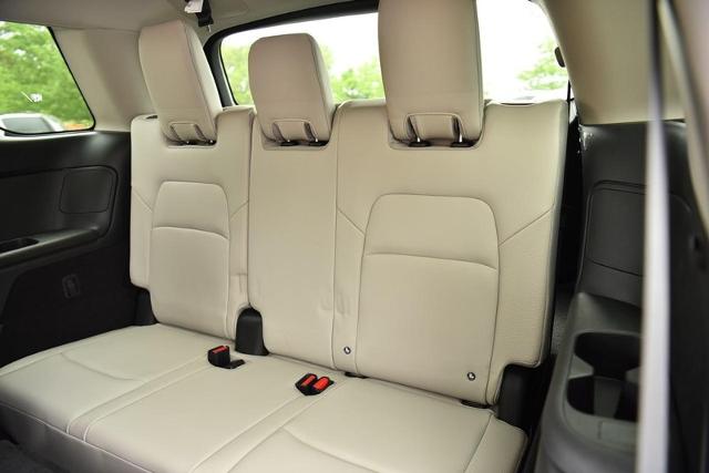 2025 Nissan Pathfinder Vehicle Photo in Ballwin, MO 63011